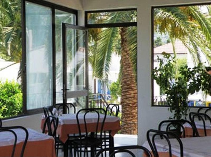 Hotel Kavouris Skopelos Buitenkant foto